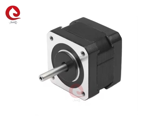 Nema17 Motore stepper ibrido a 3 fasi JQ423P24-0903A 24 mm 0.9A 0.08N.m per macchina medica