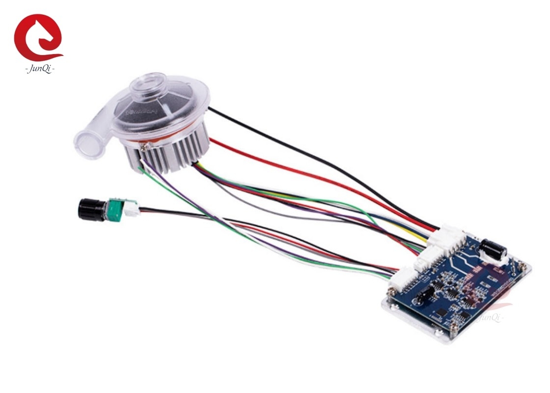 43000 giri/minuto 47m3/h Flusso d'aria ad alta efficienza Fann senza spazzole OWB8045-24V Per apparecchiature mediche
